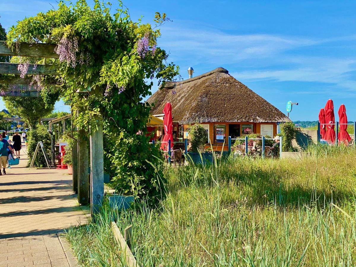 Casa Raphael direkt am Scharbeutzer Strand Bagian luar foto